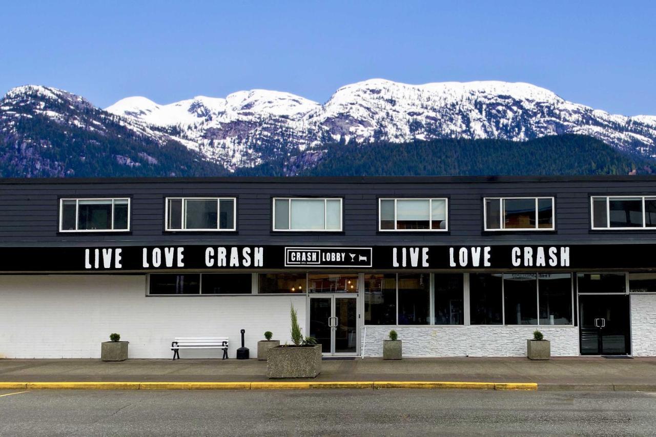 Crash Hotel Squamish Buitenkant foto